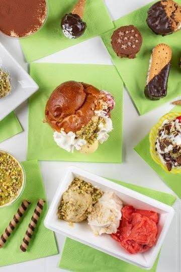 Gelato, brioche e dolci della Gelateria Vossignoria